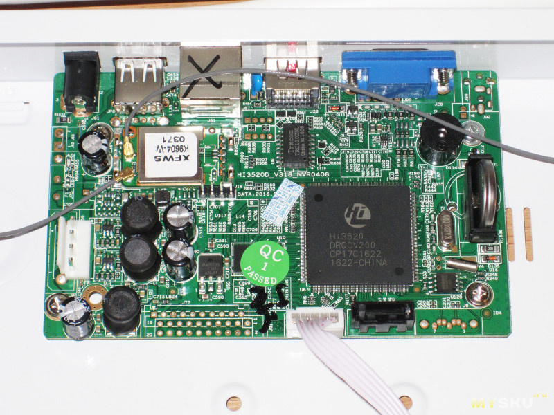 Пример внутренностей NVR