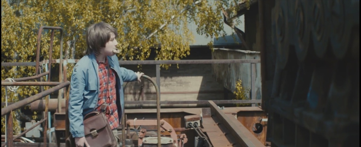 Пролистните изображение, чтобы увидеть следующий кадр из короткометражного фильма «Лгуны» (2016)