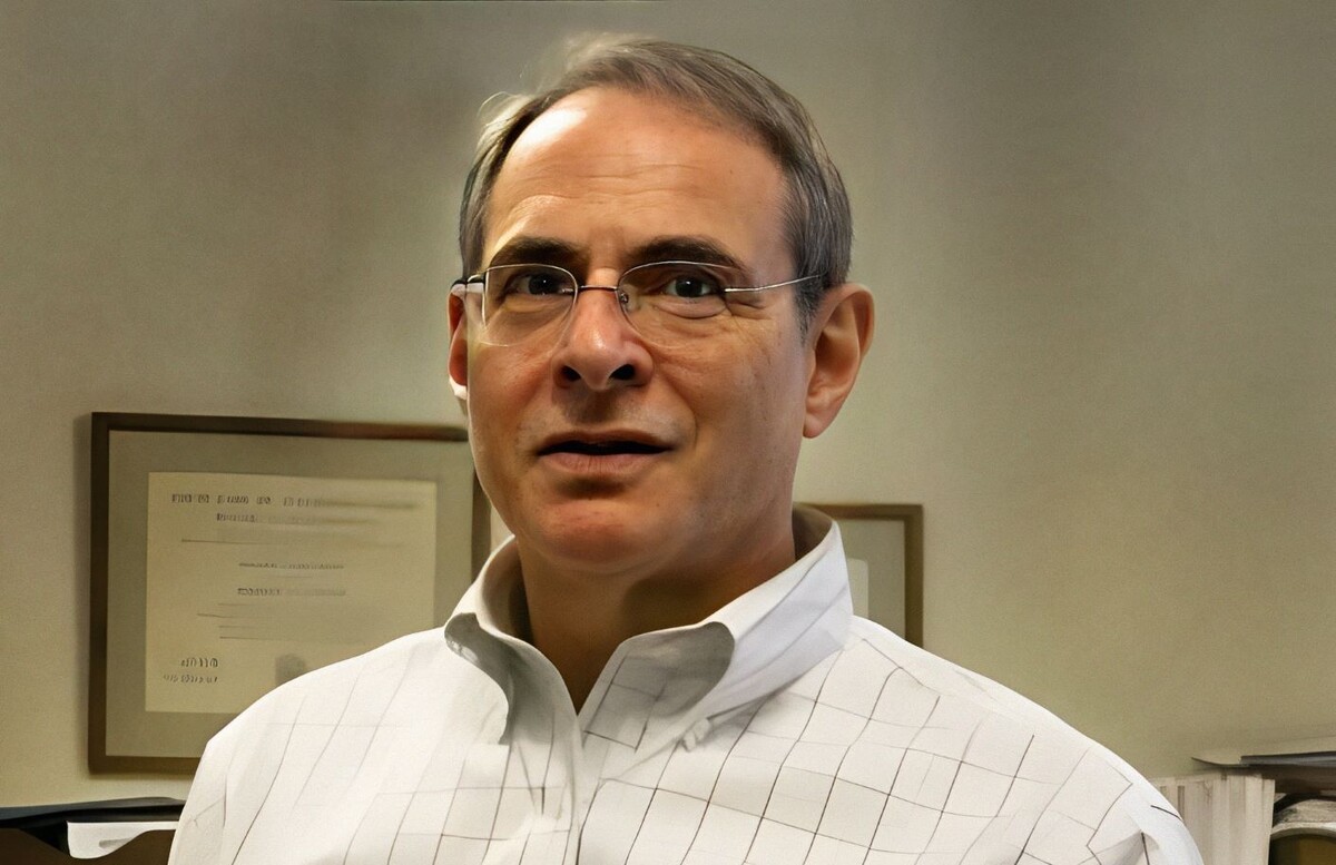  Брюс Грейсон.