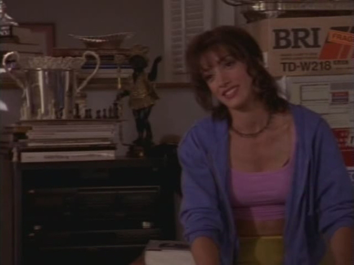 Пролистните изображение, чтобы увидеть следующий кадр из фильма «Шалости» (1998)