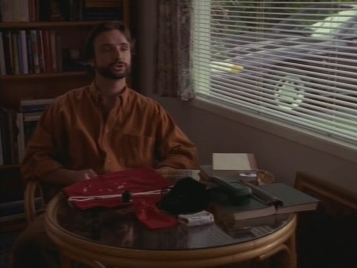 Пролистните изображение, чтобы увидеть следующий кадр из фильма «Шалости» (1998)