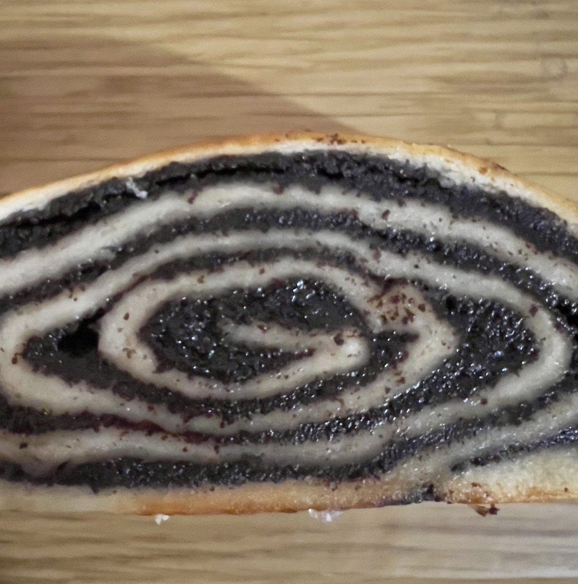 Тонкие слои и много начинки