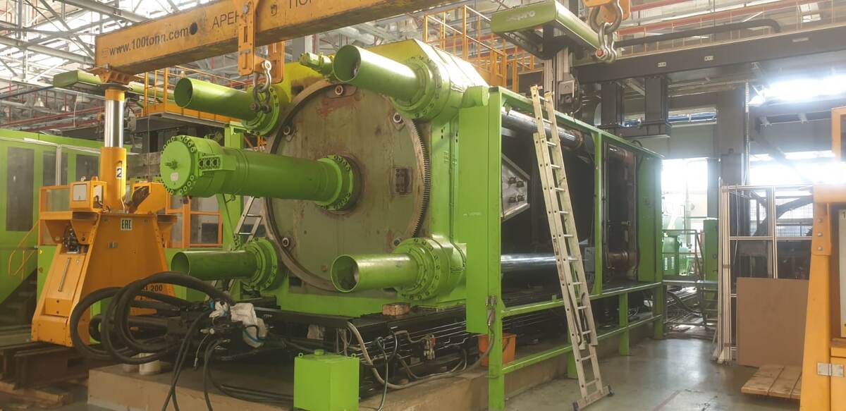 Монтаж термопластавтомата порталом GP125