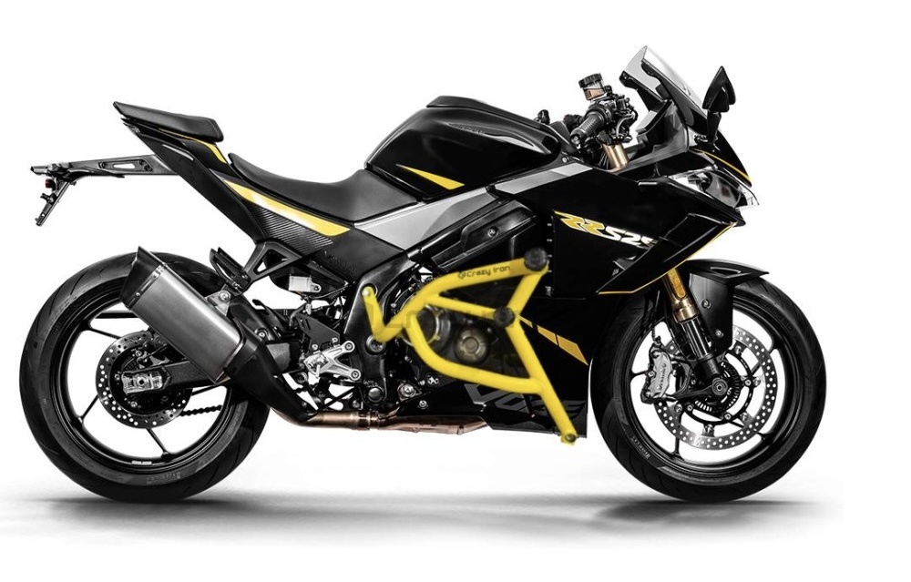 Voge 525RR и защитная клетка серии PRO от CRAZY IRON