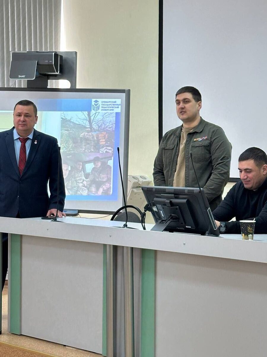  📷    Оренбургские школьники и студенты приняли участие в акции Общества «Знание» Кристина Просвиркина