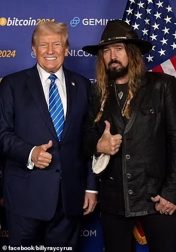 Билли Рэй Сайрус, спотыкаясь и пошатываясь, с мутными глазами, бродил по сцене на балу в честь инаугурации Дональда Трампа в прошлом месяце. (На фото: Дональд Трамп и Билли Рэй Сайрус).