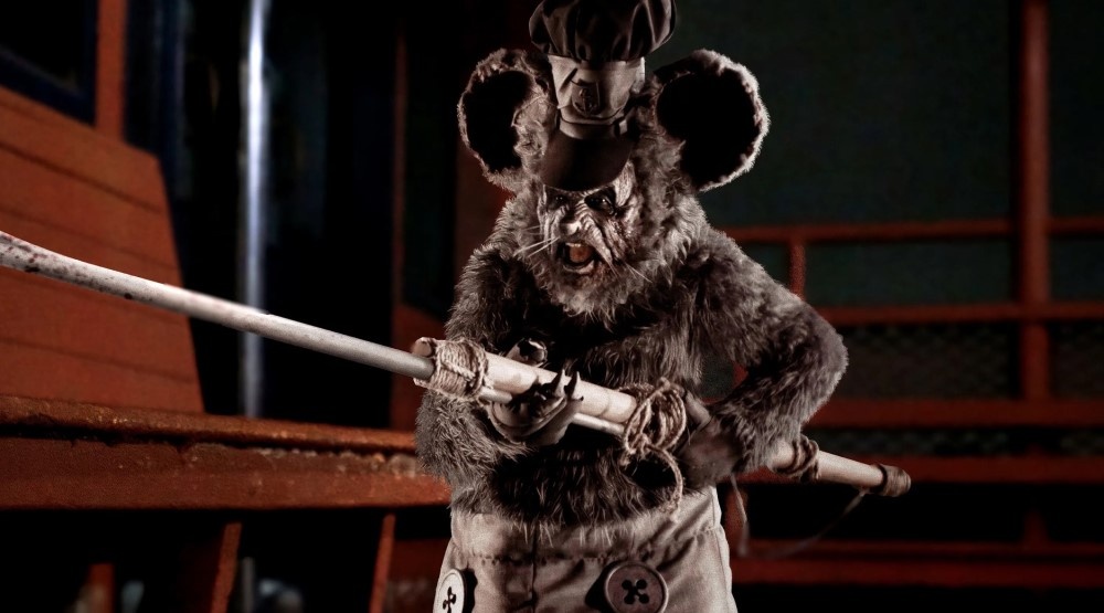     Кадр из фильма «Микки Монстр» (2025)