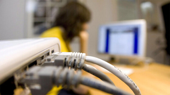    Причины сбоя в работе банковских приложений российских банков озвучили в Роскомнадзоре Богдан Герцен