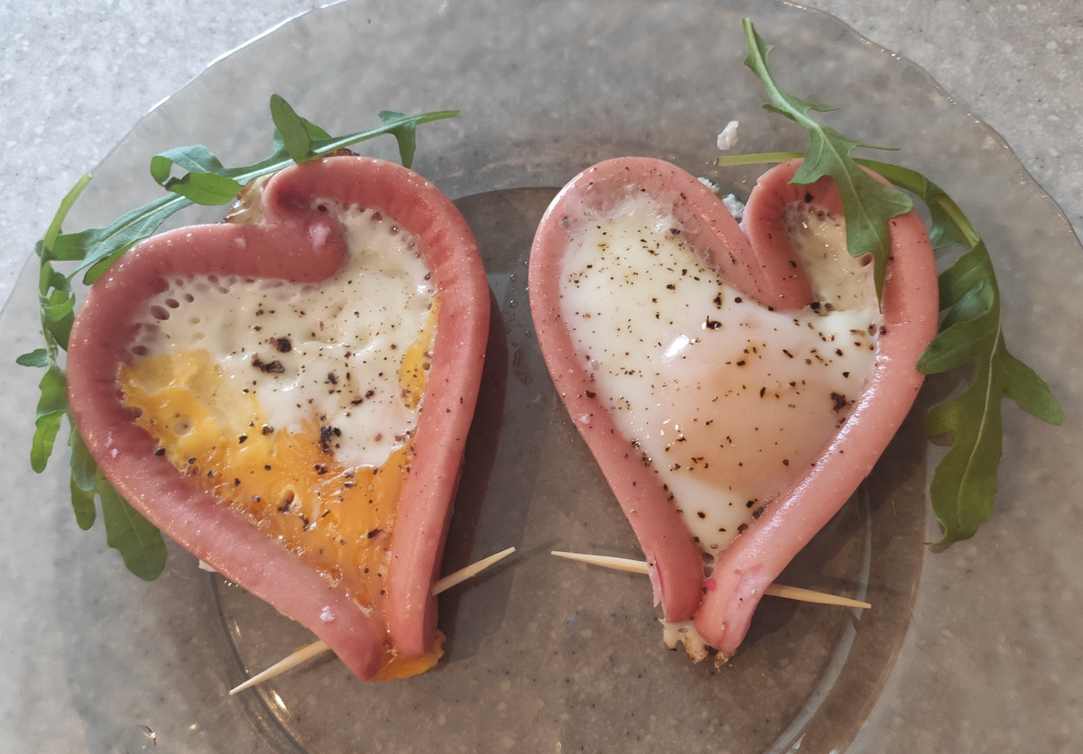 А эти сердечки мне сделал мой будущий муж на 8 марта