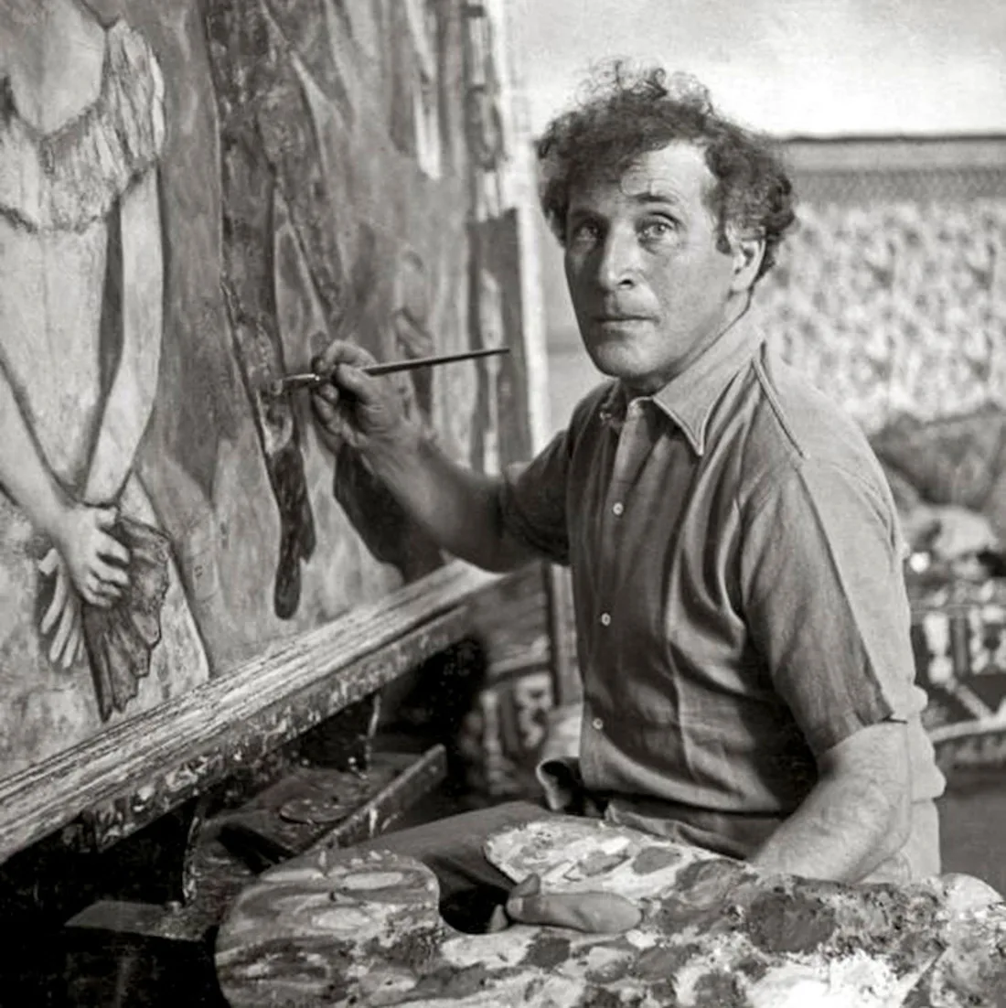 Марк Шагал с юности до последних дней писал картины на цирковую тему  