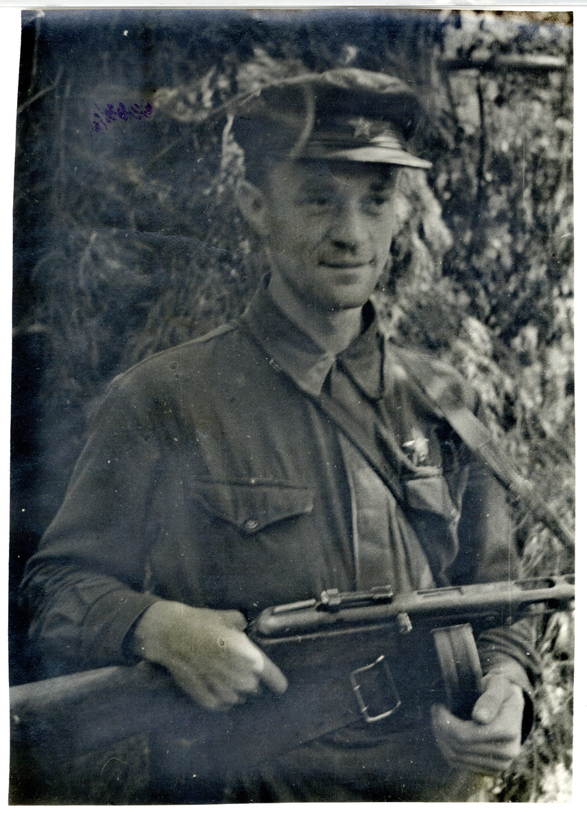 А.М. Зверев - командир диверсионной группы 3-й ЛПБ