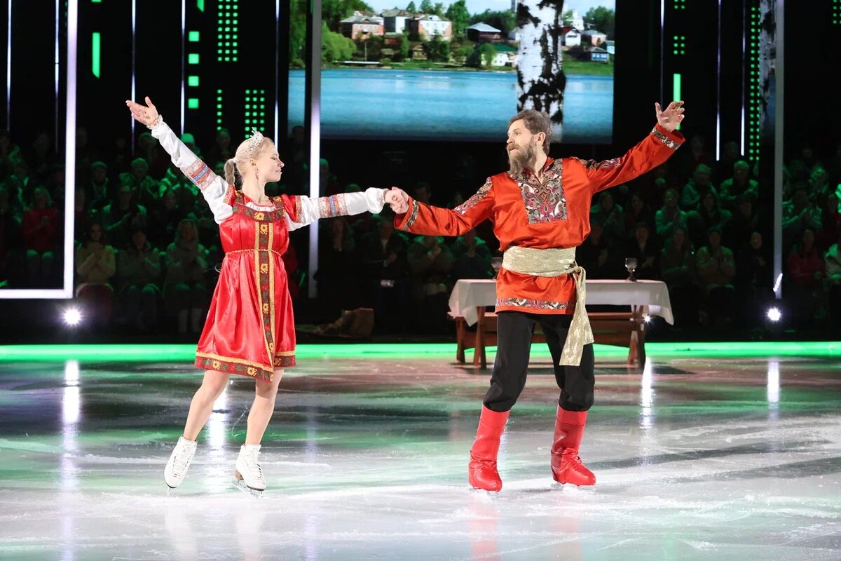 Евгения Тарасова и Олег Андреев