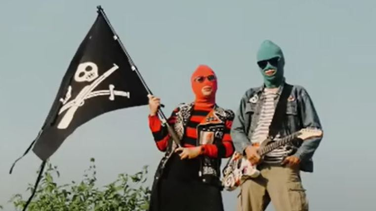 Индонезийская панк-группа Sukatani