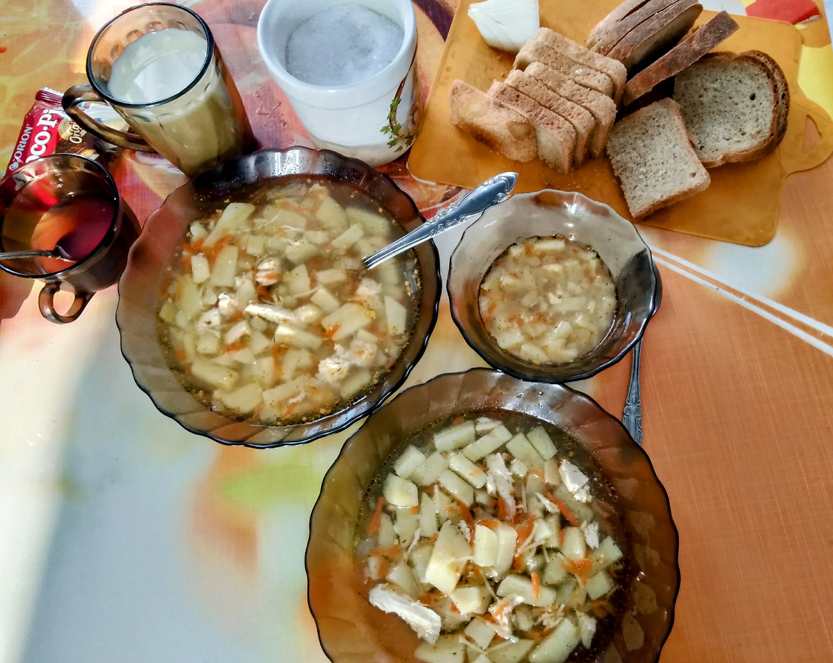 Картошки в суп от души положила....