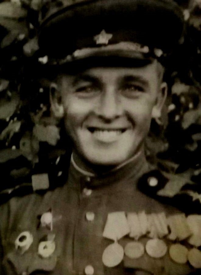 Николай Агафонов в юности
Источник: vk.com/id496669175