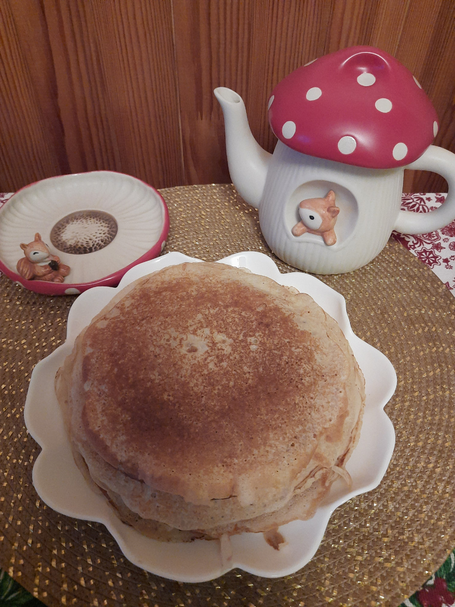 Вечером в субботу пекла блины