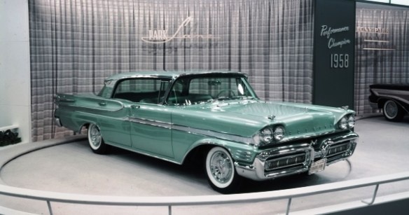 В 1958 году Ford Motor Company добавила в линейку Mercury еще одну флагманскую модель — Park Lane.