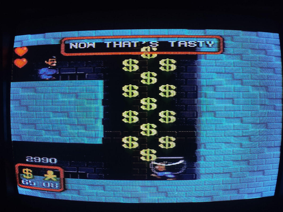 Фото сделаны мной. На фото игра The Addams Family. Оригинал игры "The Addams Family" был разработан Ocean Software, Arc Developments и издан Ocean, Acclaim Entertainment в 1992г. для Sega Mega Drive, Super NES, Commodore Amiga, Atari ST. Программист Джеймс Хиггинс, игровой дизайнер и графика Уоррен Ланкашир, графика Саймон Батлер. Фото демонстрирует начальную заставку игры, а так же общий визуальный фон игры. Подробнее об этом рассказано в статье. Все материалы принадлежат правообладателям и размещены исключительно в информационных целях.