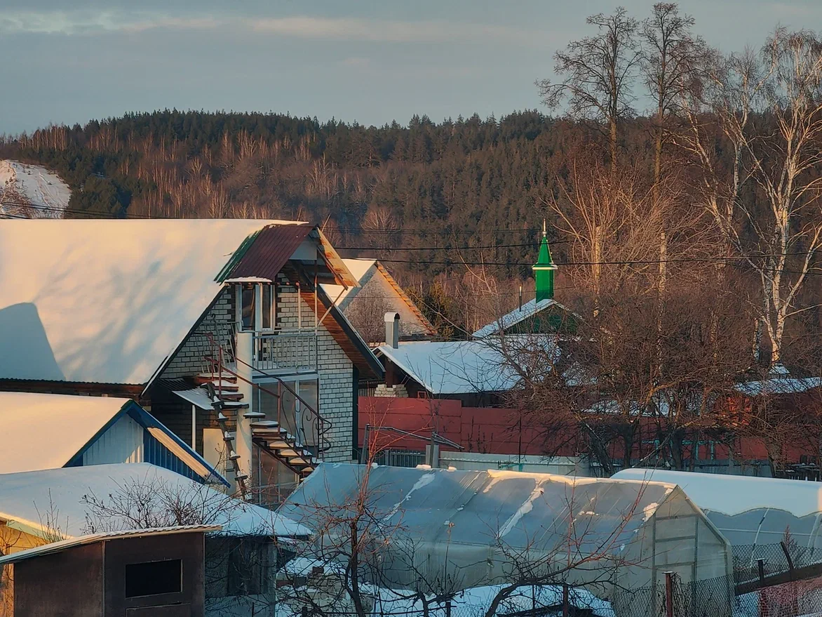 С определенных ракурсов это вообще горный аул прям какой-то. 