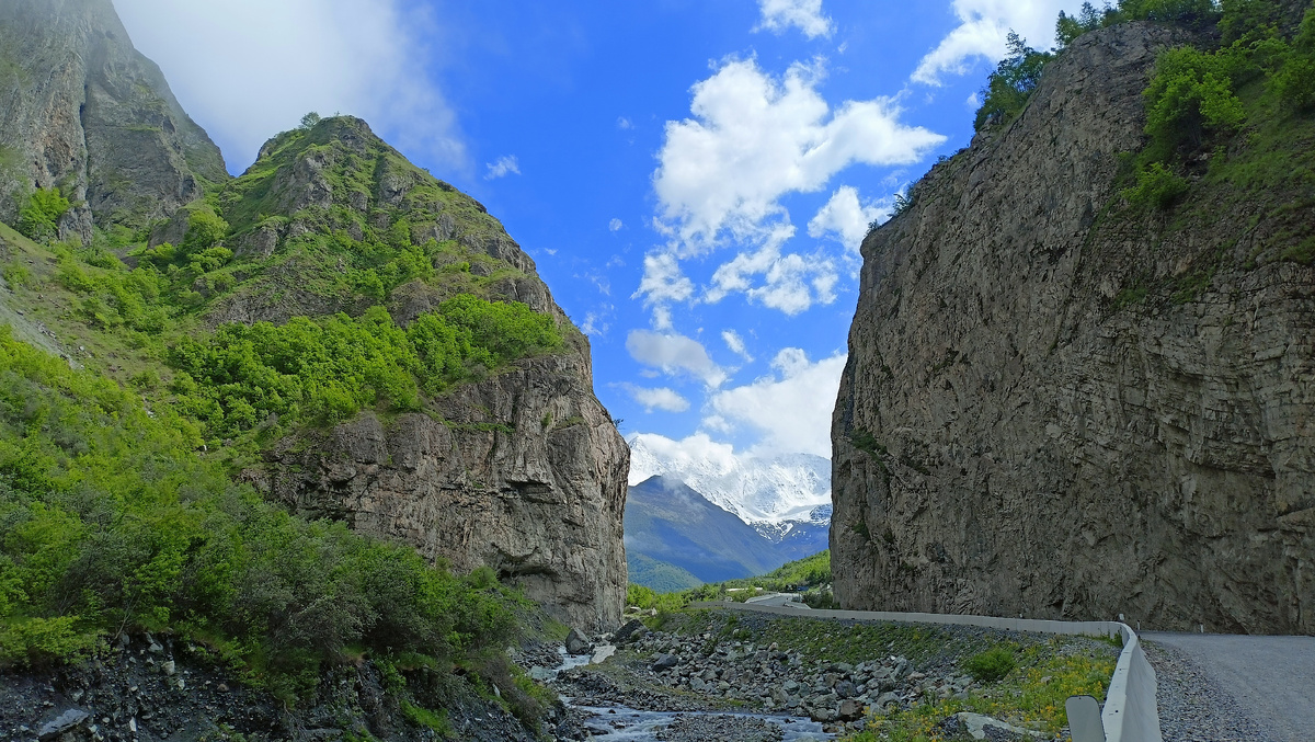 Выезд из Кармадонского ущелья