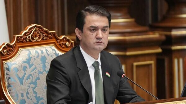    © Foto / Пресс-служба Рустама Эмомали