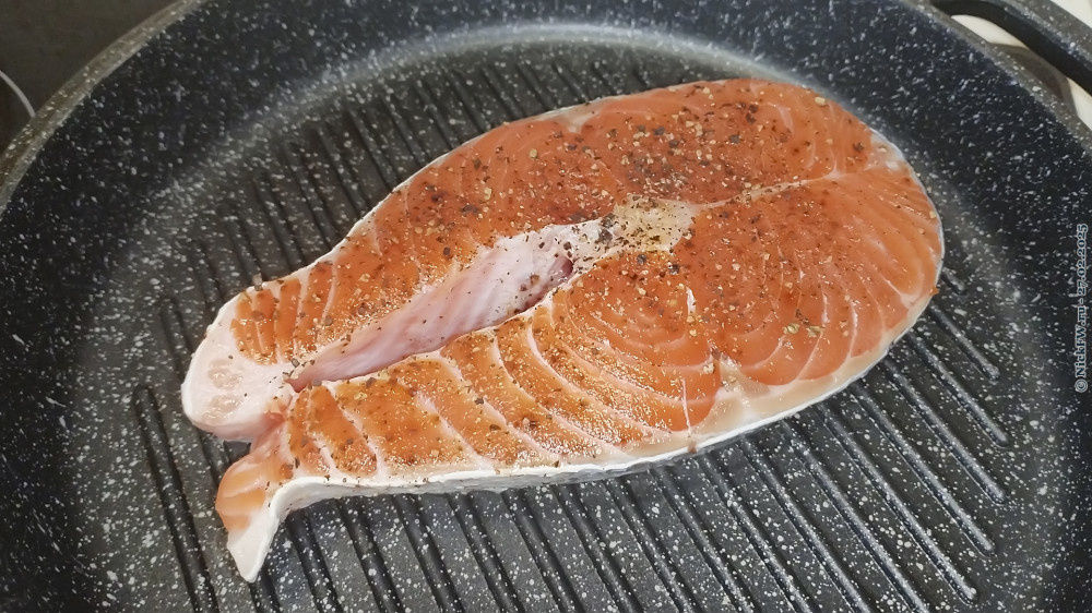2. Стейк форели на сковороде-гриль... © NickFW.ru — 27.02.2025г.
