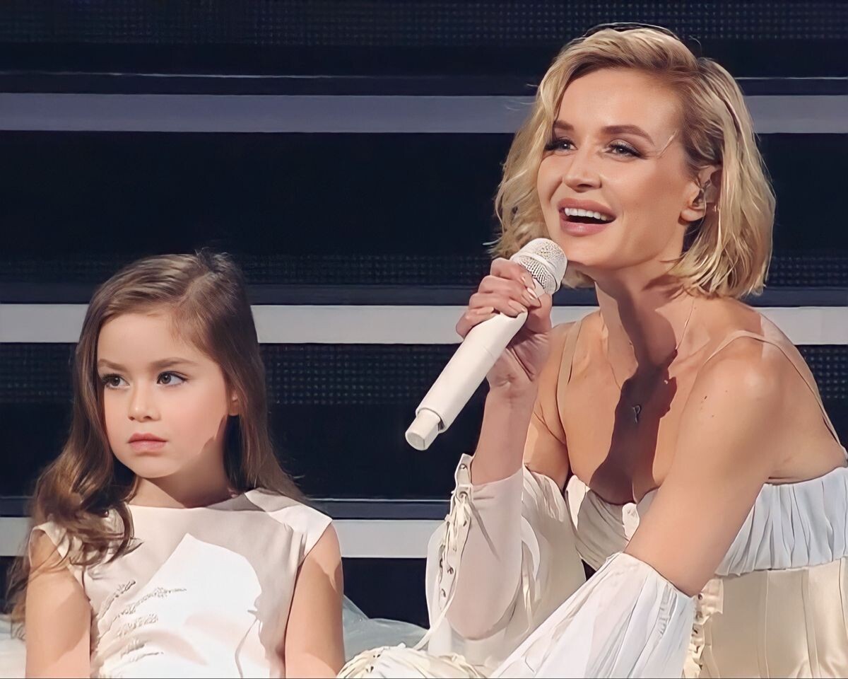 Полина Гагарина с дочерью Мией. Социальные сети