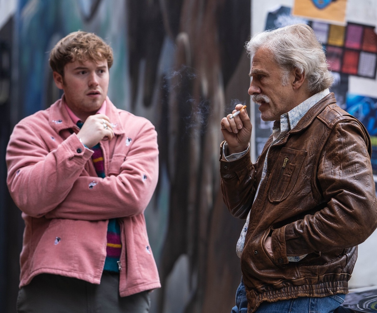 Кадр из фильма "Киллер в отставке".