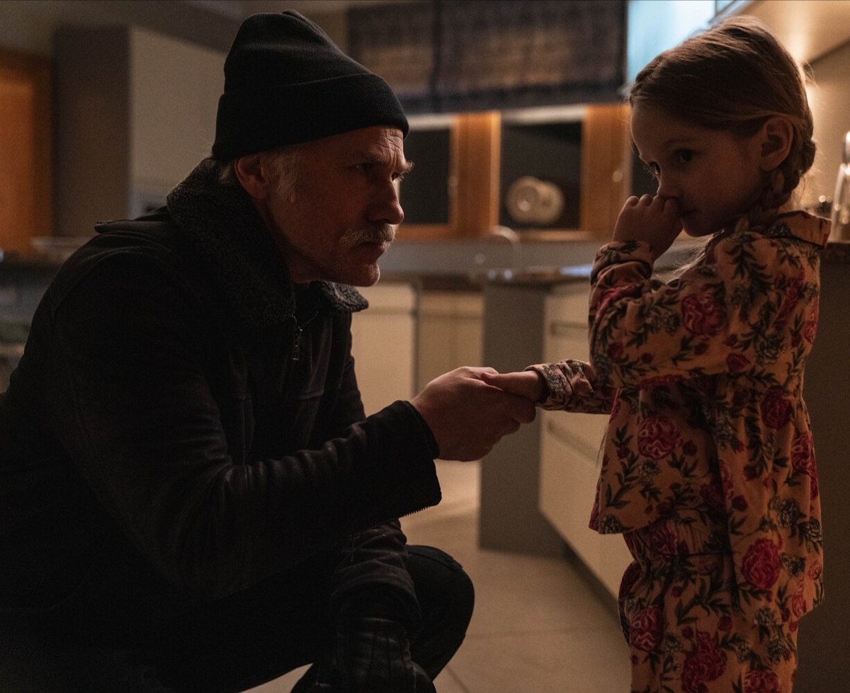 Кадр из фильма "Киллер в отставке".