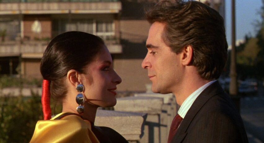 Кадр из фильма "Матадор" (1986)