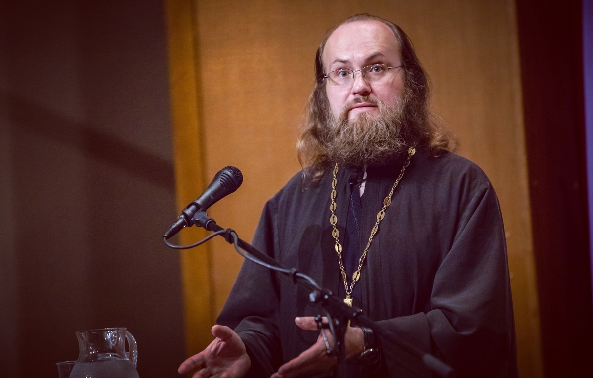 Андрей Ефанов — протоиерей, клирик Кинешемской епархии, настоятель Воскресенского храма (с. Болотново).