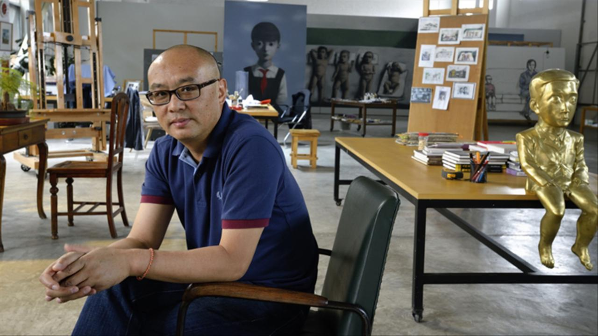 Художник Чжан Сяоган