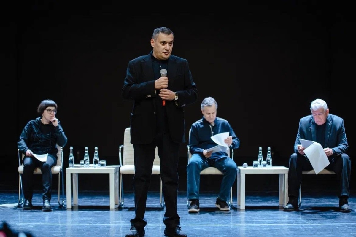    Александр Хинштейн провел очередную открытую встречу с жителями курского приграничья