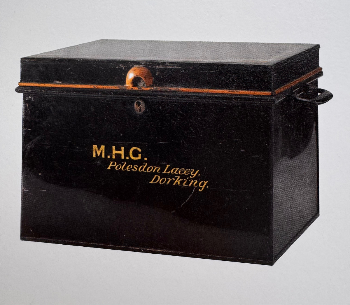 Шкатулка украшений Гревилл, которые доставили Елизавете в 1942 году  