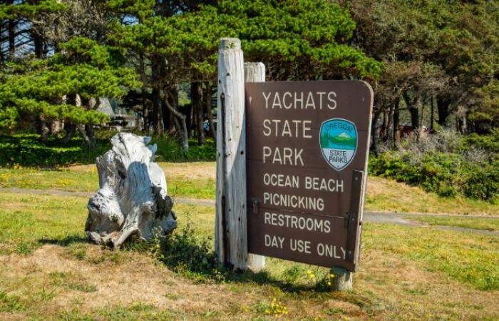 Колодец Тора находится в Орегоне, на территории большого морского заповедника / Фото: expedia.com