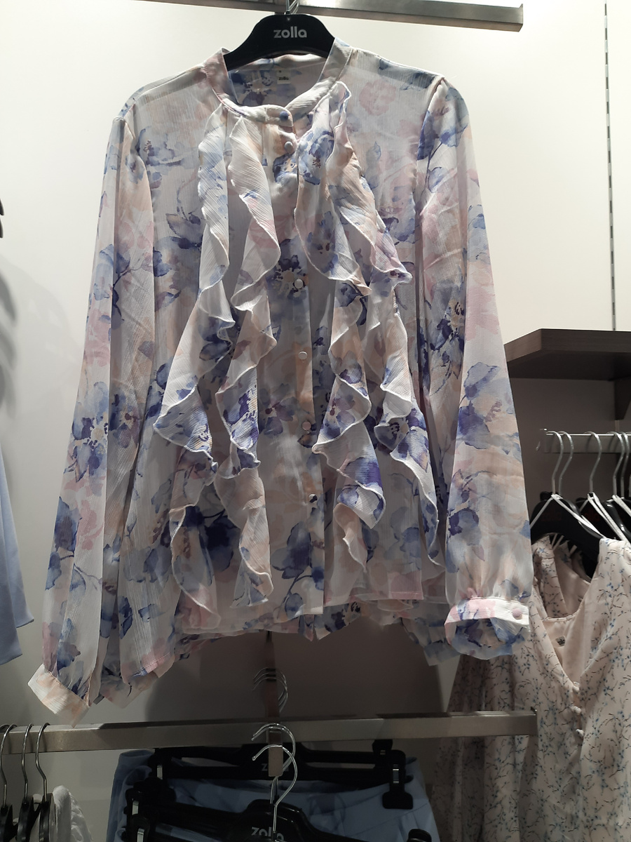 Легкая блузка