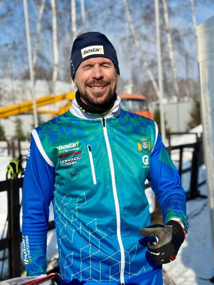    Сергею Устюгову не хватило 0,2 секунды до пьедестала в скиатлоне на ЧР по лыжным гонкам