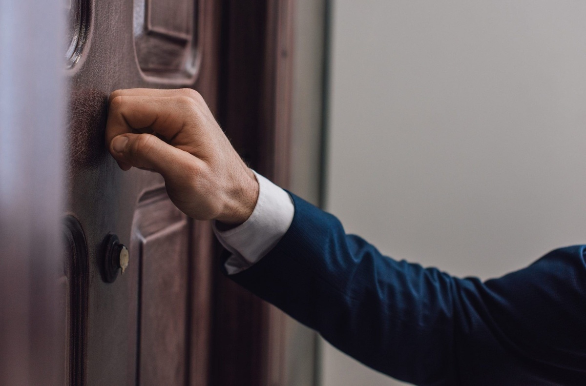 Я пришёл вернуть долг