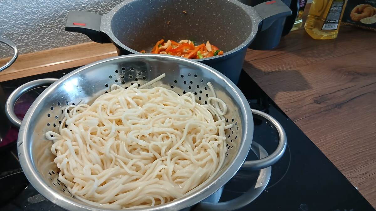 Холодное ополаскивание сохраняет текстуру.