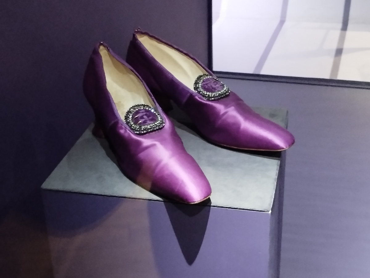 Туфли со стальными пряжками фирмы "J.Friedmann" (Париж) (ФОТО АВТОРА)