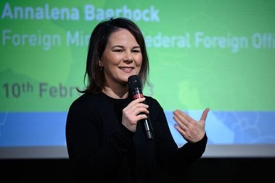    Анналена Бербок: Бундестаг должен немедленно одобрить выделение 3 миллиардов евро Украине