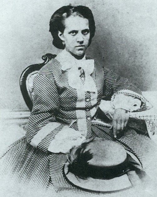 Анна в 17 лет