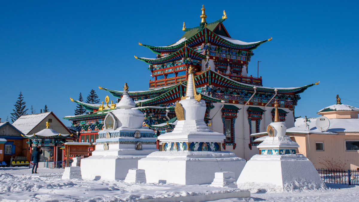 Фото: Иволгинский дацан. Almazoff / Shutterstock / Fotodom