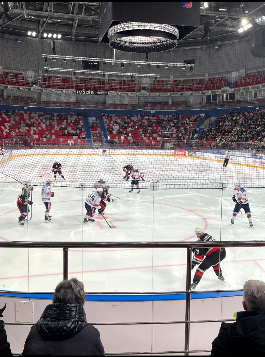 Фото с матча. 