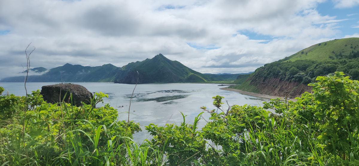Сахалин, бухта Тихая