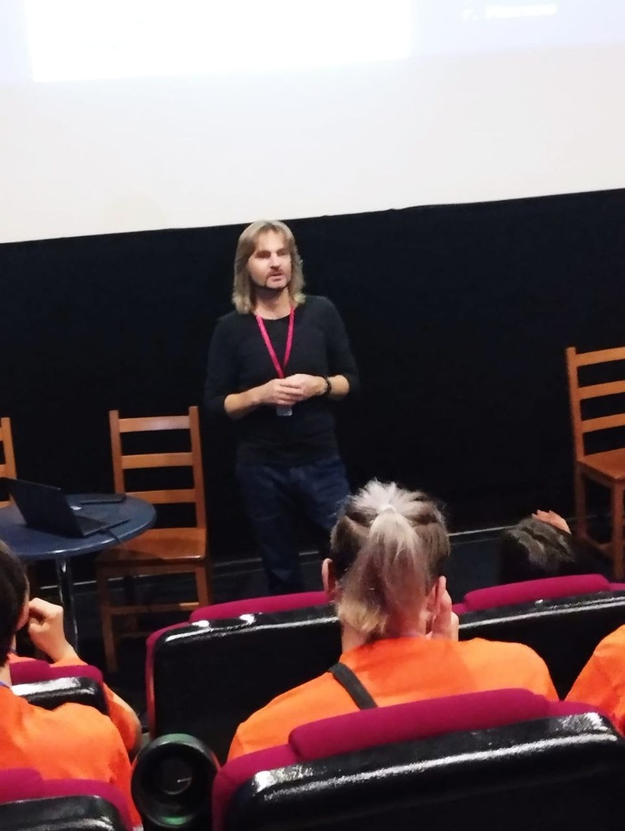 Стажировка группы из Таймыра в Санкт-Петербурге по программе "Школа юного гида"