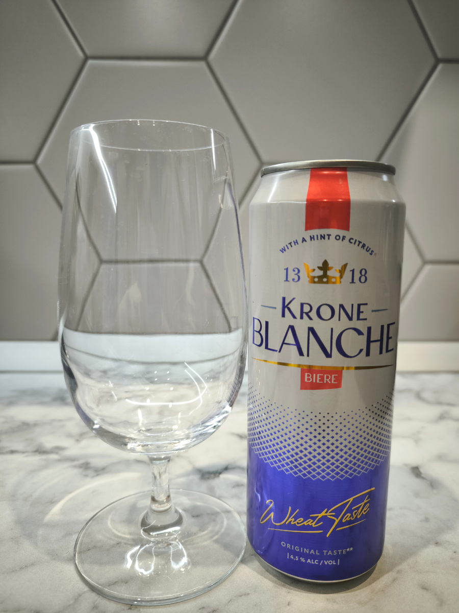 Пиво "Krone Blanche Biere" (Крон Бланш Бьер) от Балтики