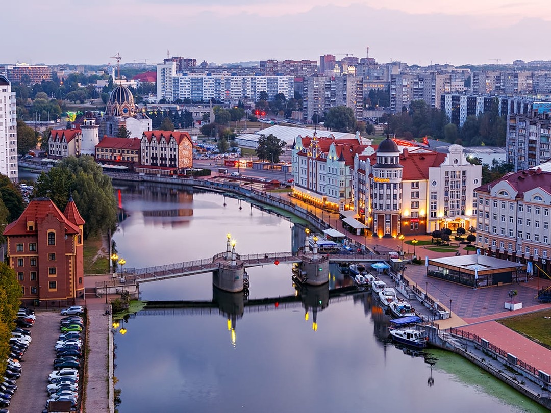 Калининград — это уютные улочки, величественные соборы и атмосфера, которая вдохновляет на новые открытия.