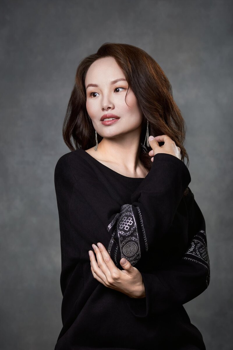 Людмила Тугутова, актриса театра. Сайт театра.