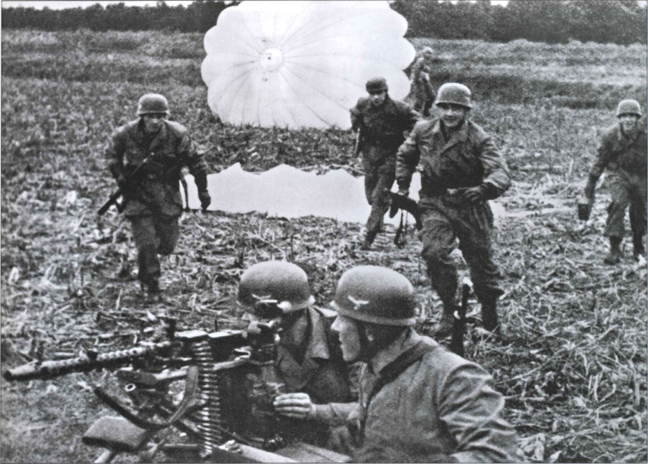 Немецкие десантники в бою